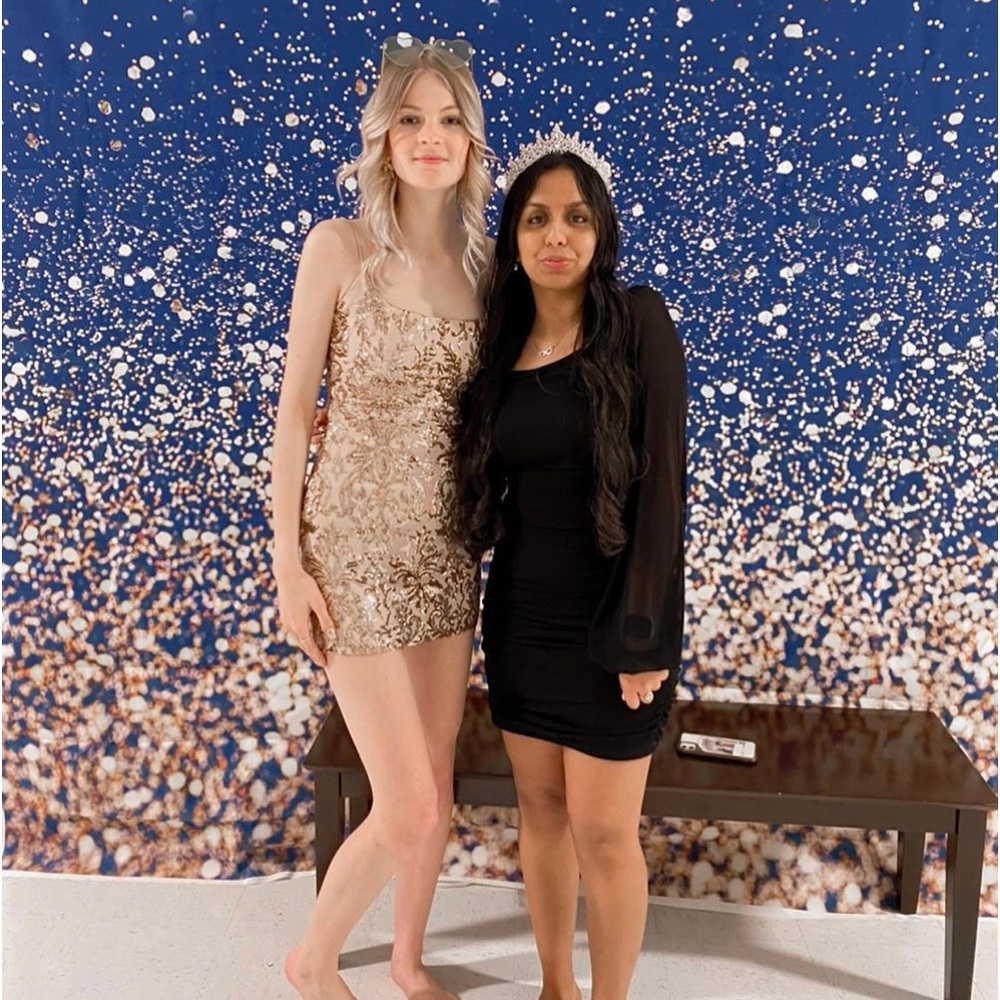 Gold sequin short prom dress